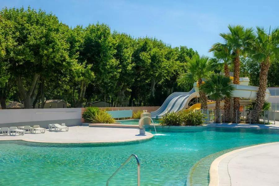 Mobil Climatise 3 - Parc Des 7 Fonts Campingplatz *